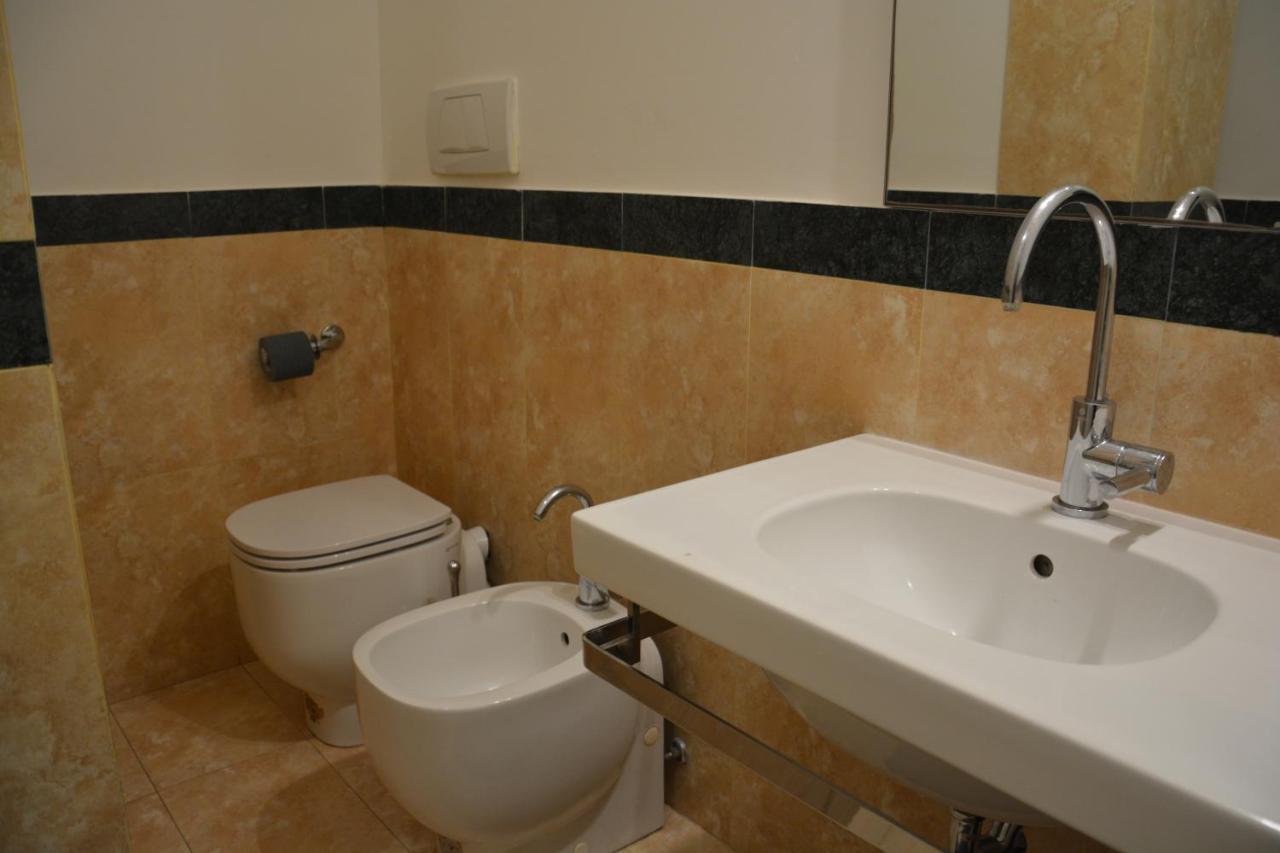 Hotel Casa Della Vetra à Milan Extérieur photo